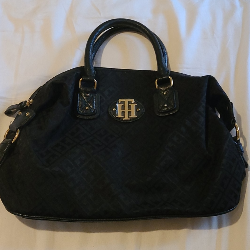 Tommy Hilfiger Black Boulder Bag
